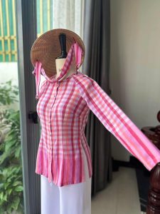 mẫu áo bà ba cổ tròn