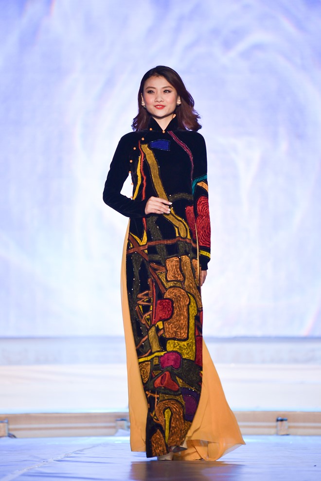 KHĂN RẰN XƯA