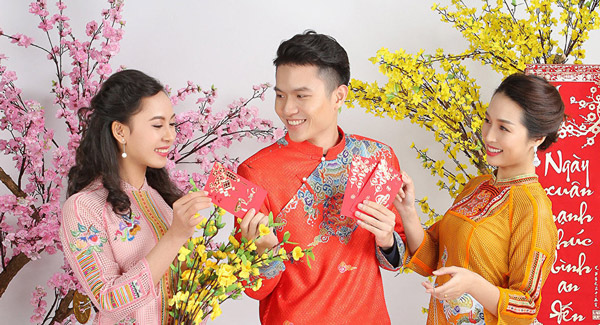 KHĂN RẰN XƯA