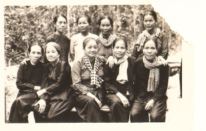 trang-phuc-ao-ba-ba