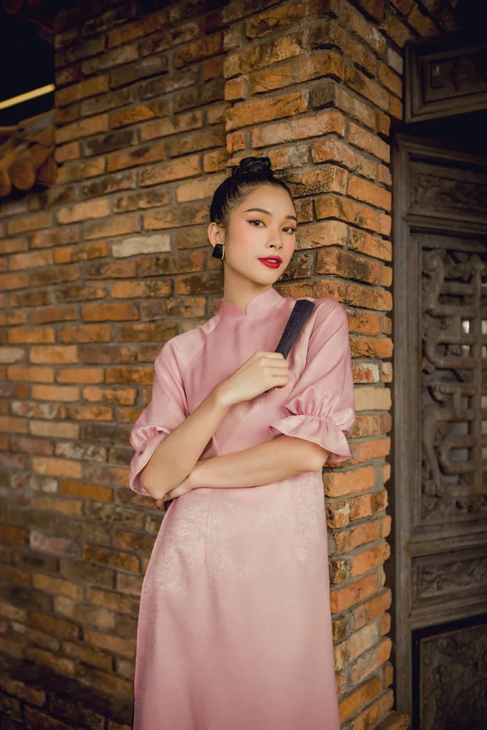 kieu-ao-dai-tay-lo-dep
