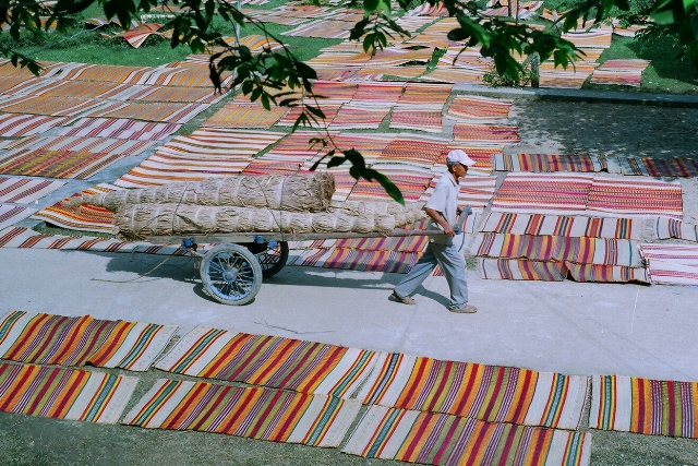 KHĂN RẰN XƯA