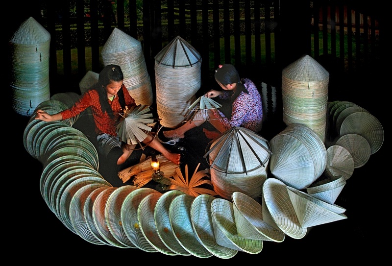 KHĂN RẰN XƯA