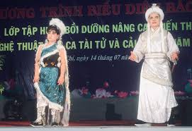 KHĂN RẰN XƯA